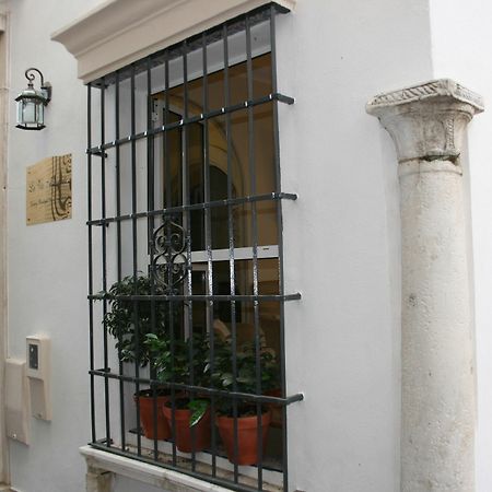 Hotel La Via Mezquita Sevilla Exterior foto